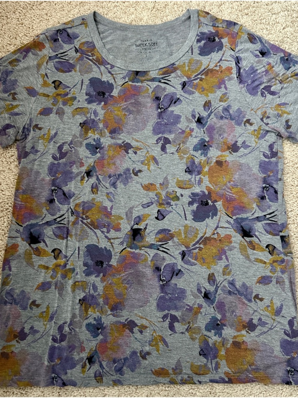 Torrid super soft floral tee size 1